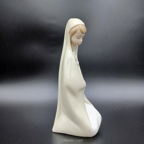 Lladro 4636 Girl with Child - Image 2