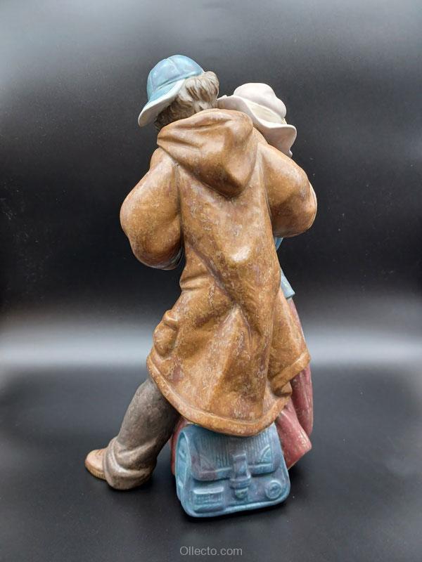 Lladro 2423 After Class - Image 3