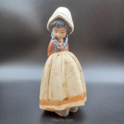 Lladro 2076 Lonely