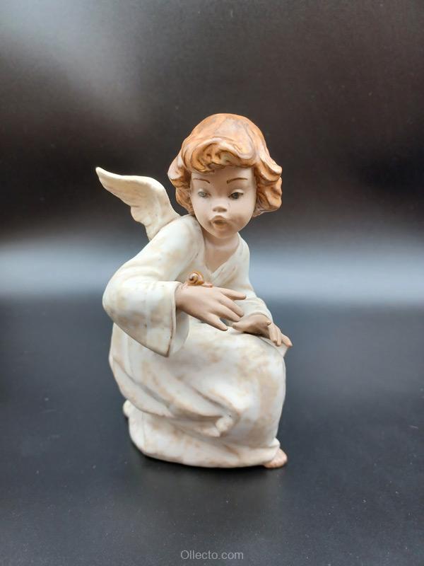 Lladro 2214 Seaside Angel