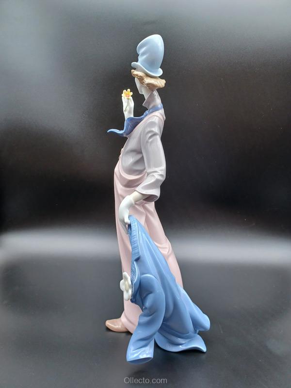 Lladro 6507 A Mile Of Style - Image 2