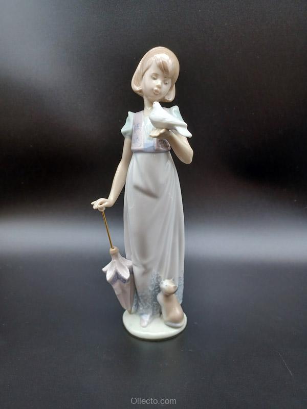 Lladro 7611 Summer Stroll