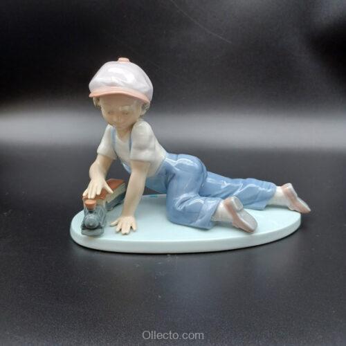 Lladro 7619 All Aboard