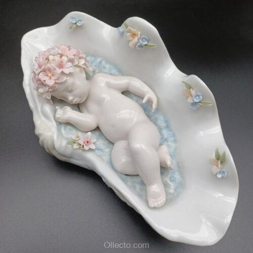 Lladro 8031 Sea Slumber