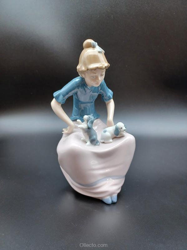 Lladro NAO Girl with Puppies