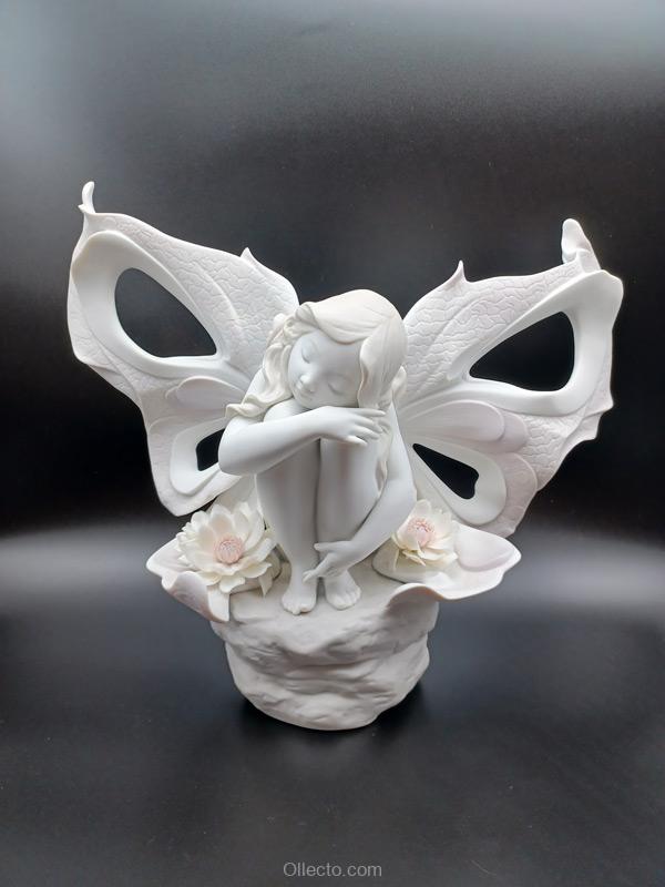 Lladro 6968 Lady Butterfly