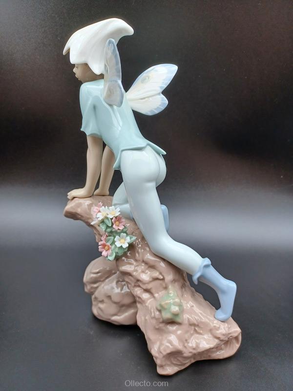 Lladro 7690 Prince of the Elves - Image 2