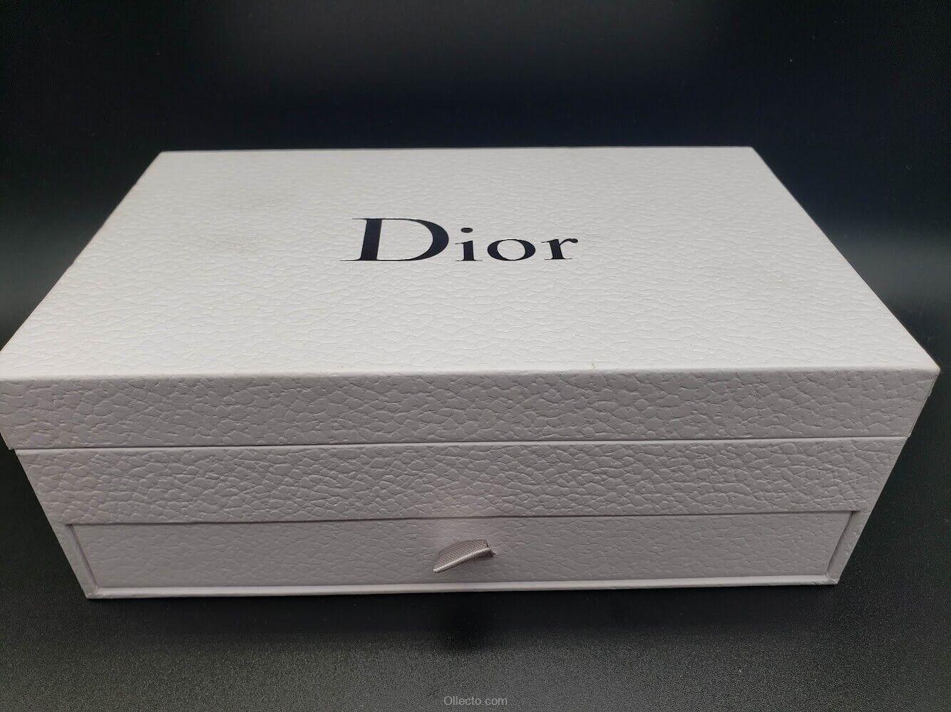 Dior 30 Montaigne Perfume Set - Image 4