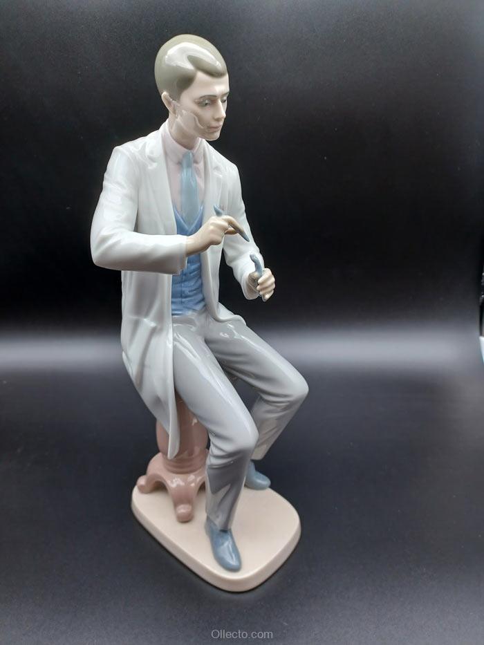 Lladro 6450 Dentist