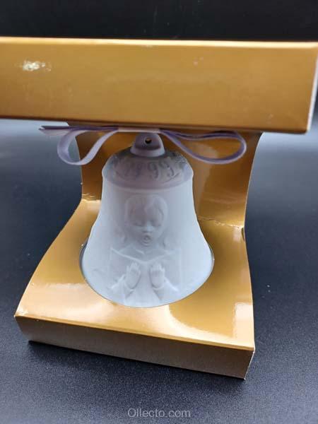 Lladro 1999 Christmas Bell - Image 4