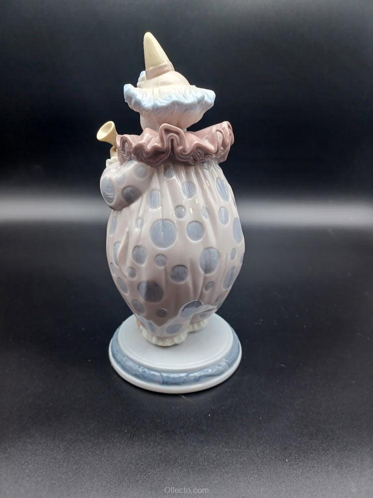 Lladro 6938 The Show Begins - Image 2